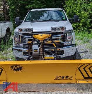 (#1) 2017 Ford F250 Super Duty Crew Cab Pickup Truck with Plow