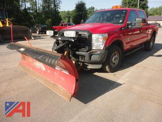 2011 Ford F350 Super Duty Pickup Truck with Plow
