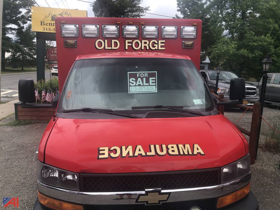 Auctions International Auction Old AmbulanceNY 29736 ITEM