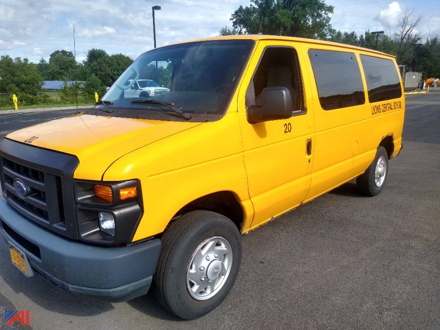 Auctions International Auction Lyons CSDNY 29765 ITEM 2009 Ford