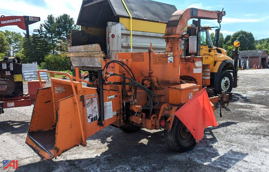 Auctions International Auction Village of Canastota HwyNY 29767 ITEM 1994 Brush Bandit