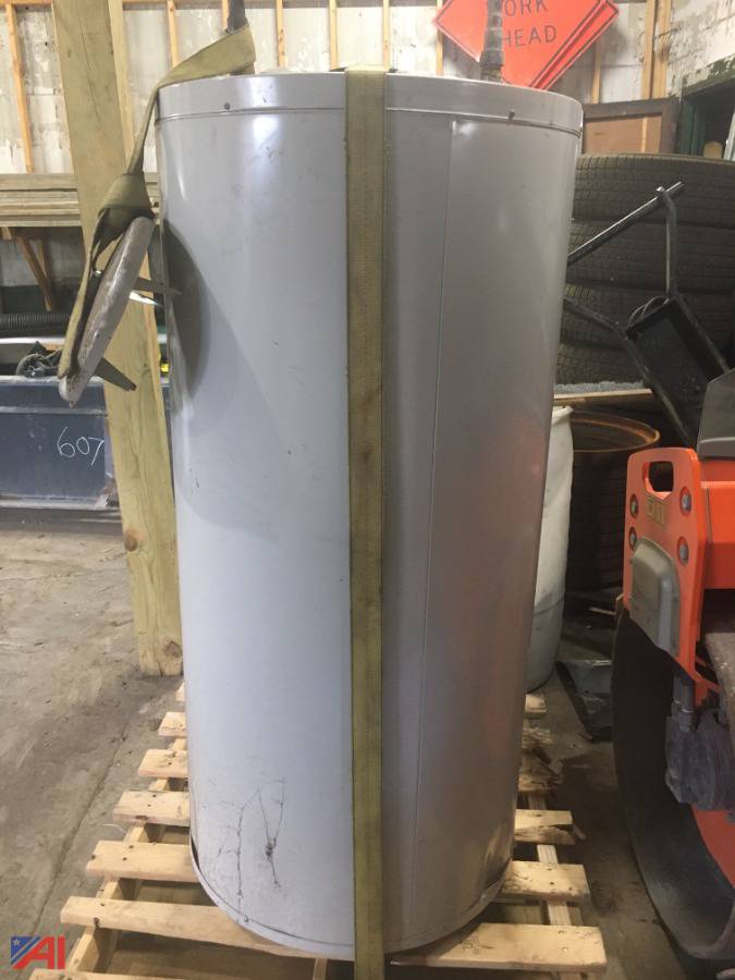 Auctions International Auction Village of Walton DPWNY 29784 ITEM