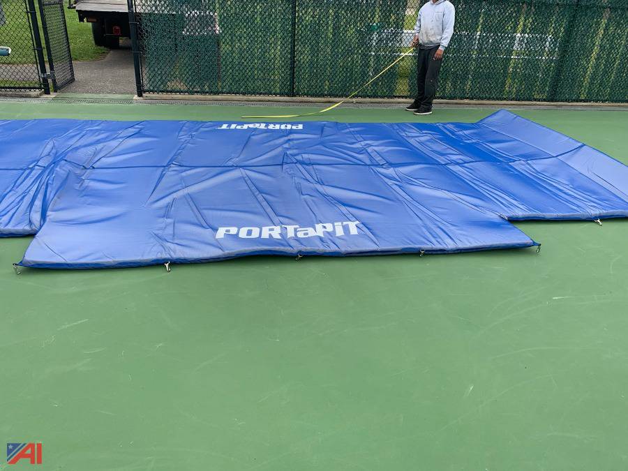 Auctions International Auction East Hampton UFSDLong Island 29801 ITEM PortaPit Pole Vault