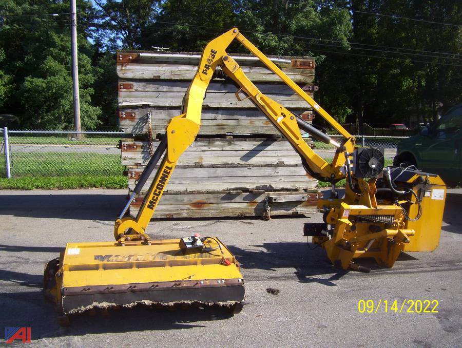 Auctions International Auction Town of DightonMA 30047 ITEM 2011