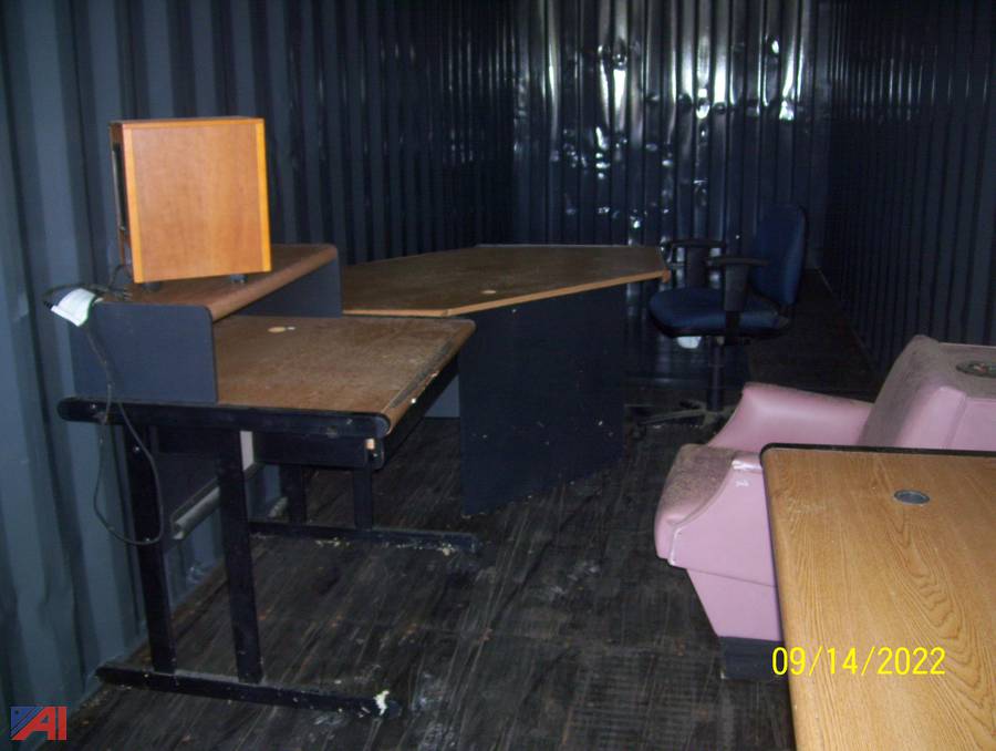 Auctions International Auction Town of DightonMA 30047 ITEM Large