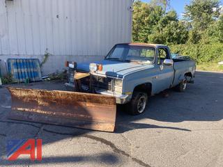1987 GMC Pickup Truck with Plow