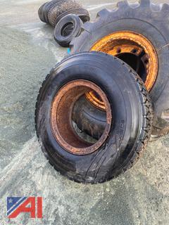 (#6) 10R22.5 Truck Tire