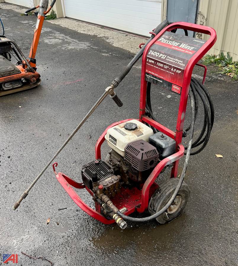 Auctions International Auction Town of Canaan HwyNY 30615 ITEM