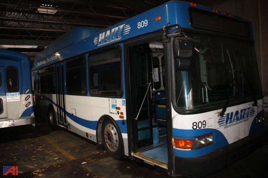 Auctions International Auction Town of Huntington (HART), Long