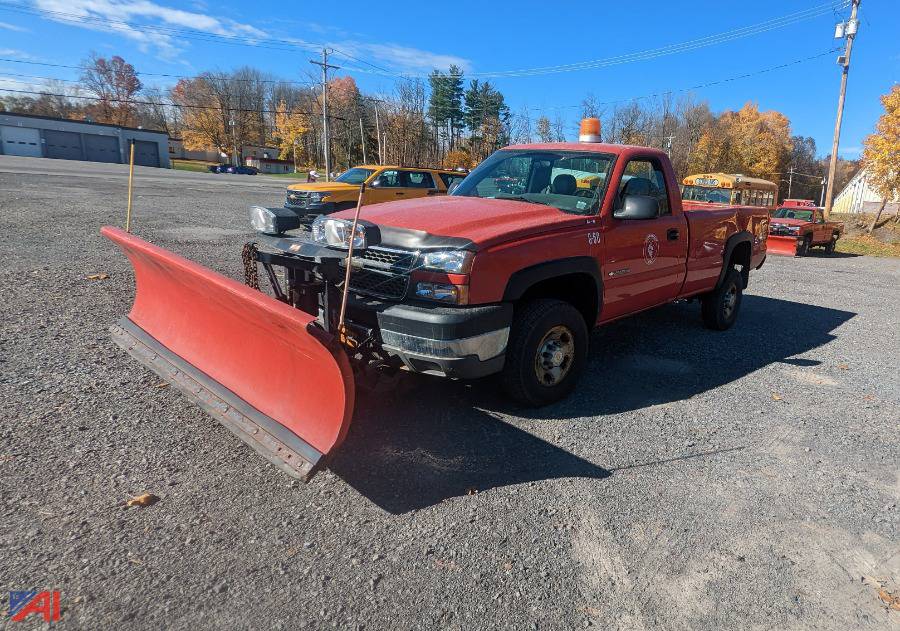 Auctions International Auction Baldwinsville CSDNY 30822 ITEM 2005 Chevy 2500 HD Silverado