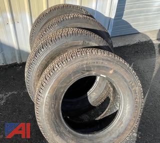 (4) LT275/70R18 Tires