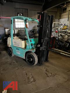 5,000 lb Pneumatic Propane Forklift 