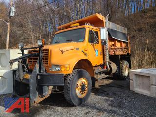 (#91) 1996 Internatioonal 4800 Spreader/Dump Truck