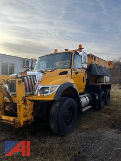 2004 International 7600 Spreader Truck with Wing