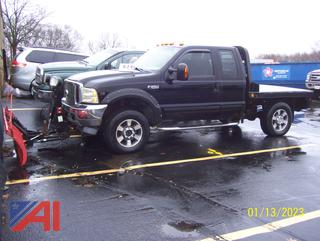 2002 Ford F250 Super Duty Extended Cab Flat Bed with Plow