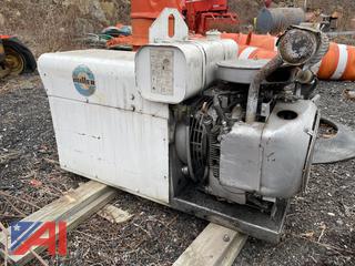 Miller AEAD 200LE Welder