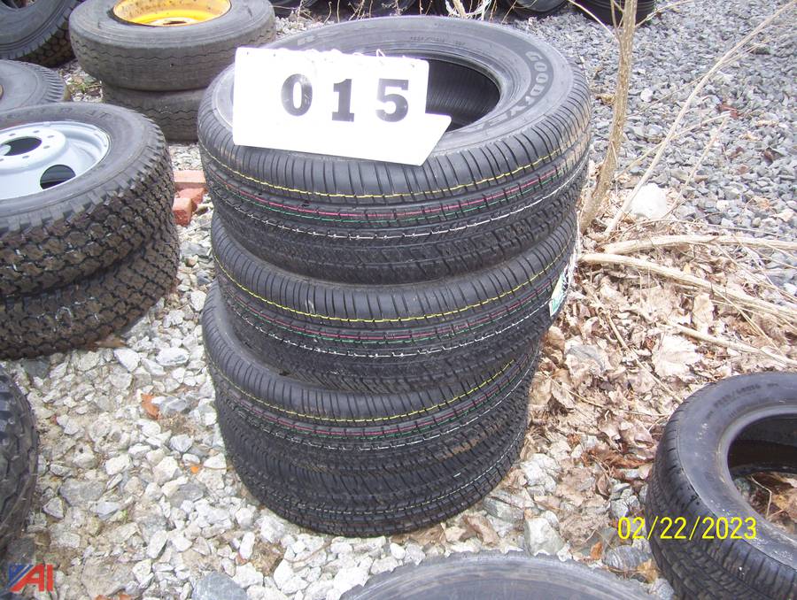 Auctions International Auction Town of UxbridgeMA 32022 ITEM (4