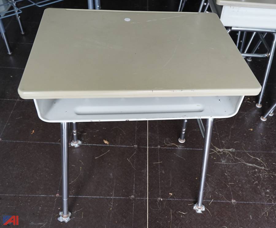 Auctions International Auction PhelpsClifton Springs CSDNY 32115