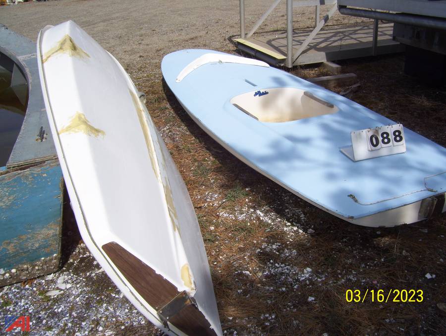 used sailboat hulls