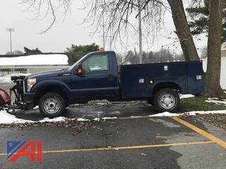 2011 Ford F350 XLT Super Duty Utility Truck with Plow