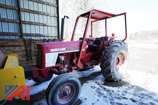 1974 International 674 Utility Tractor