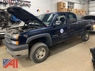 2005 Chevy Silverado 2500HD Extended Cab Pickup Truck