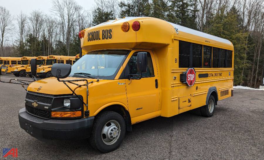 Auctions International Auction Baldwinsville CSDNY 32430 ITEM 2016 Chevy 4500 Transtech