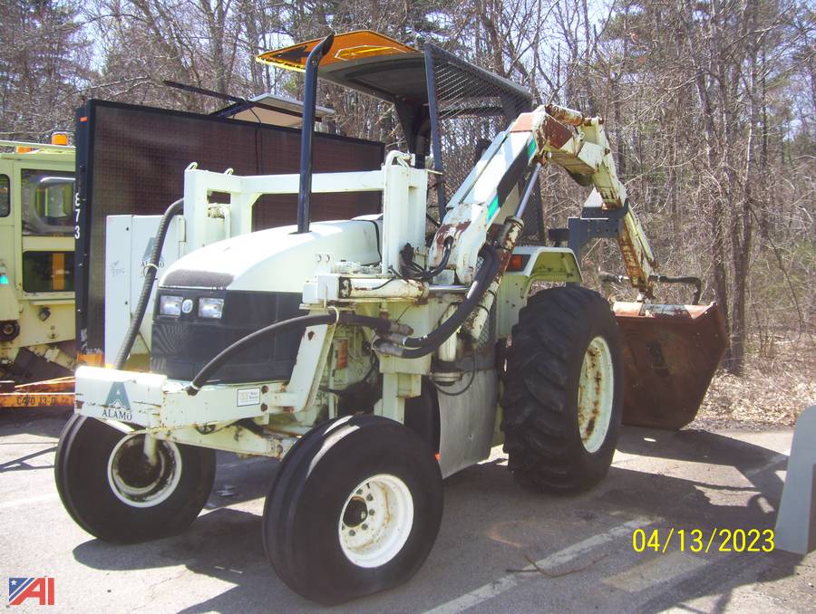Auctions International Auction MassDOT BridgewaterMA 32594 ITEM