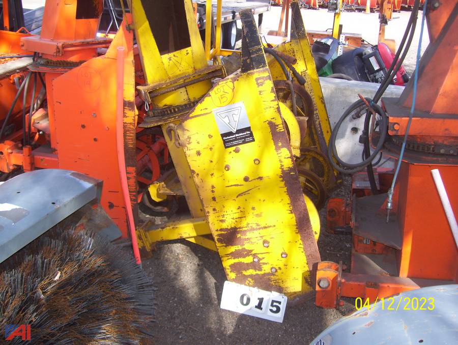 Auctions International Auction City of Framingham DPWMA 32717 ITEM