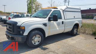2009 Ford F250 XL Super Duty Pickup Truck with Cap