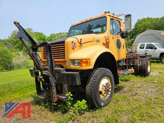 (#11) 1995 International 4800 Truck (Parts Only)