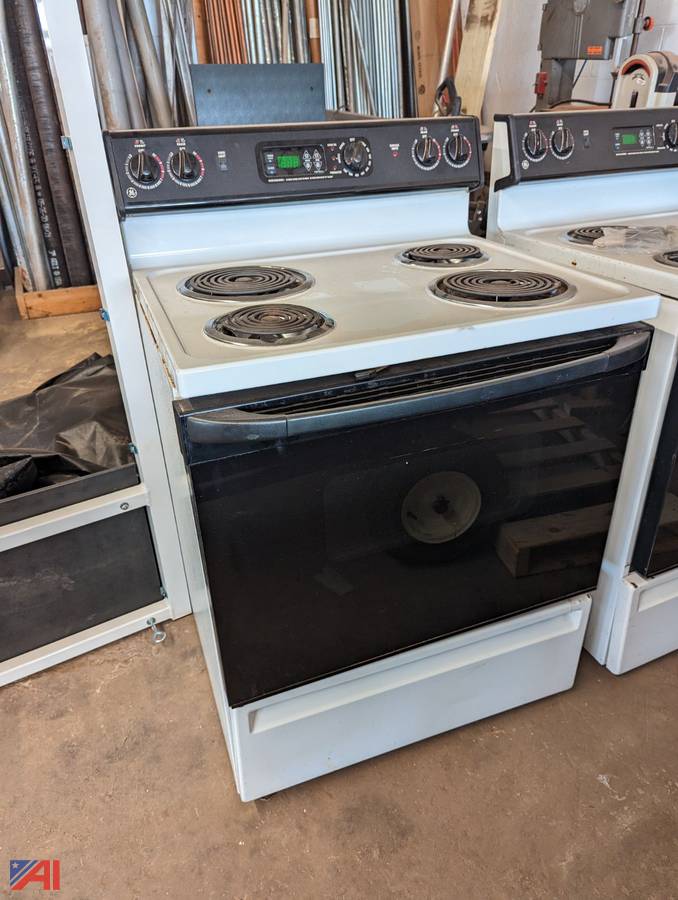 Auctions International Auction Royalton Hartland CSDNY 33230 ITEM