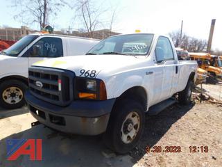 (#968) 2007 Ford F250 XL Super Duty Pickup Truck with Sander