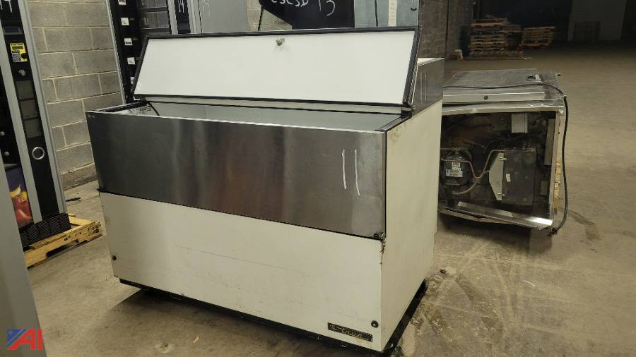 Auctions International Auction Syracuse City SchoolsNY 33244 ITEM