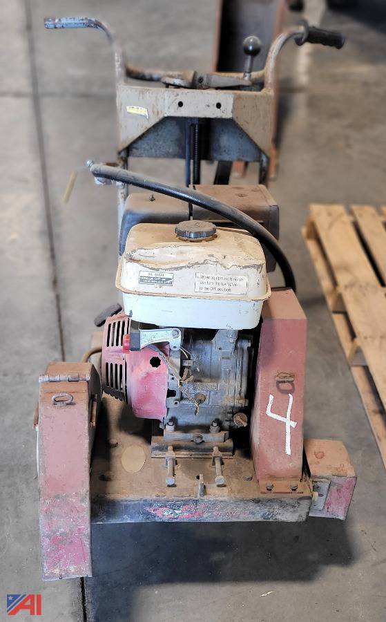 Auctions International Auction Town of CiceroNY 33282 ITEM Saw