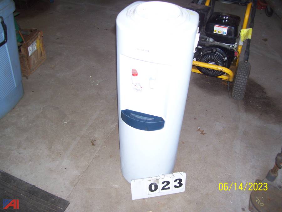 Auctions International Auction Onset Water DistrictMA 33451 ITEM