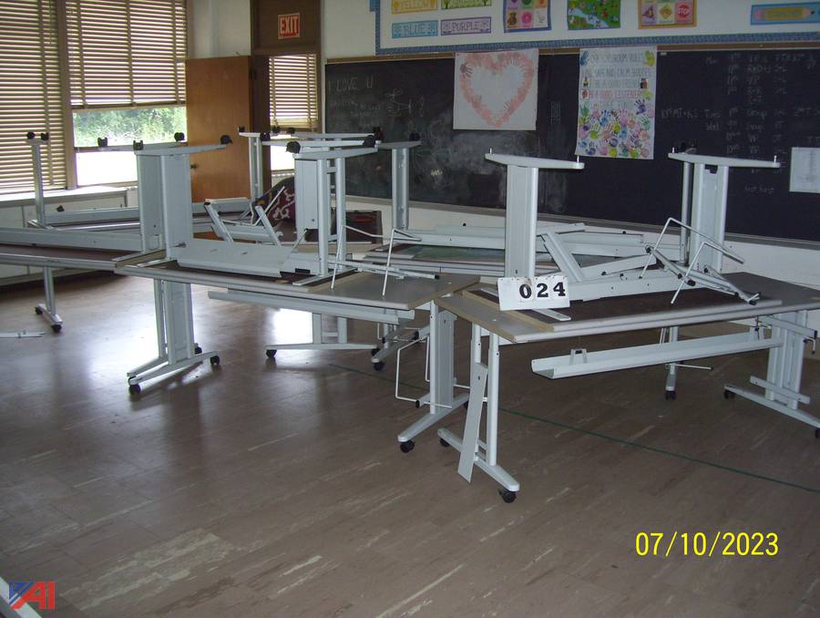 Auctions International Auction Town of Hanson Maquan Elementary