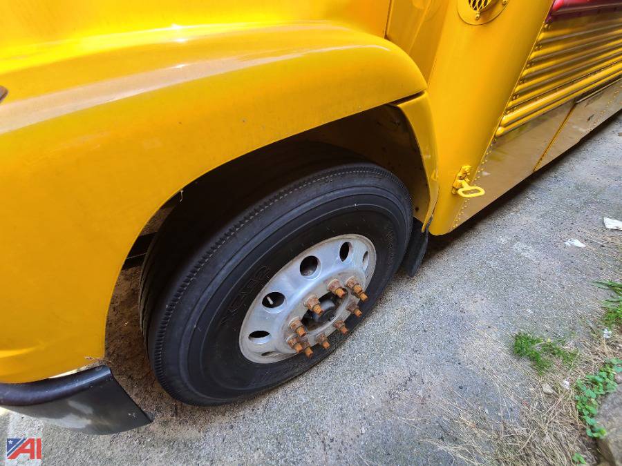 Auctions International Auction Tarrytown UFSDNY 33749 ITEM (122