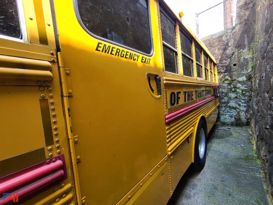 Auctions International Auction Tarrytown UFSDNY 33749 ITEM (122