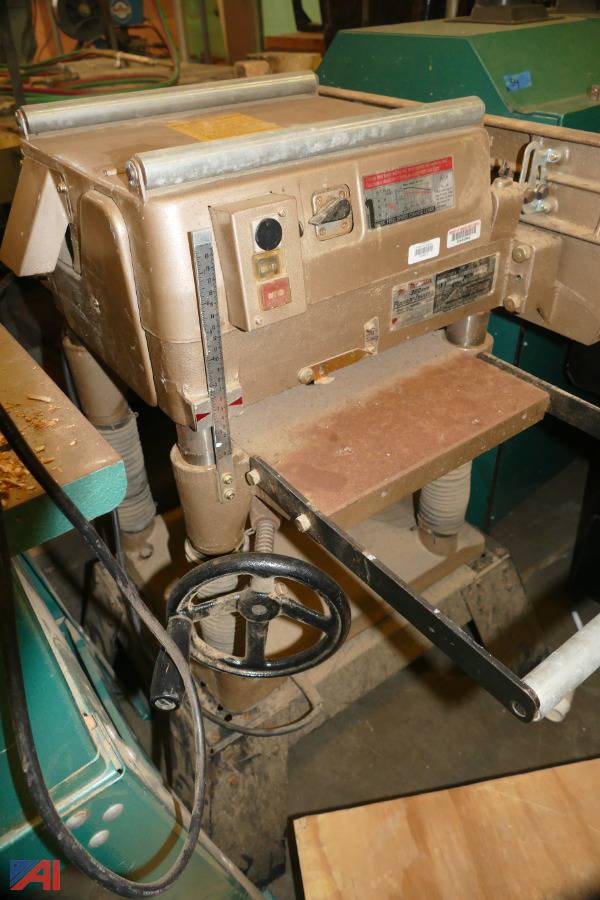 Auctions International Auction Yonkers Public SchoolsNY 33800 ITEM