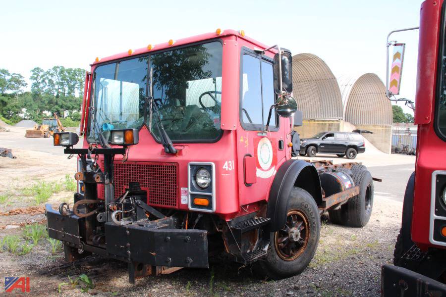 Auctions International Auction Town of Brookhaven Hwy, Long Island