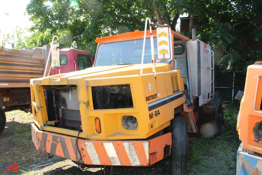 Auctions International Auction Town of Brookhaven Hwy, Long Island