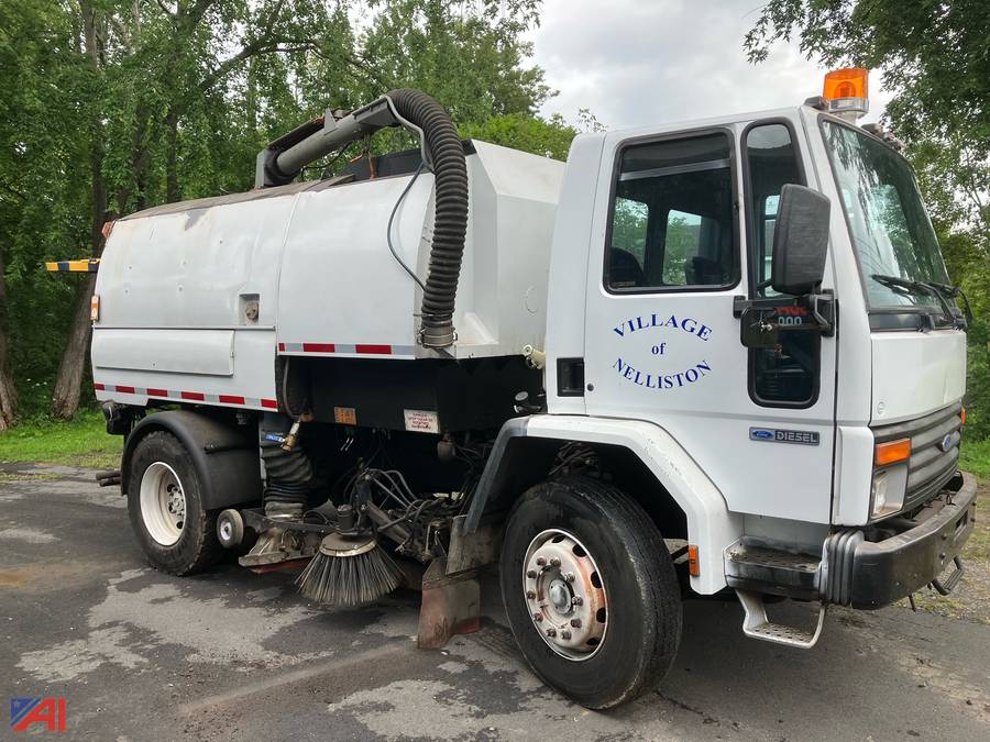 Auctions International Auction Village of NellistonNY 34023 ITEM