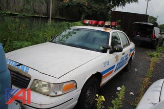 2000 Ford Crown Victoria 4 Door/Police Interceptor