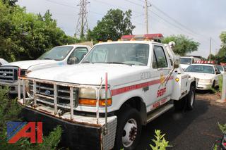 1994 Ford Super Duty Tow Truck