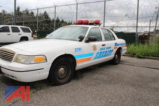 2000 Ford Crown Victoria 4 Door/Police Interceptor