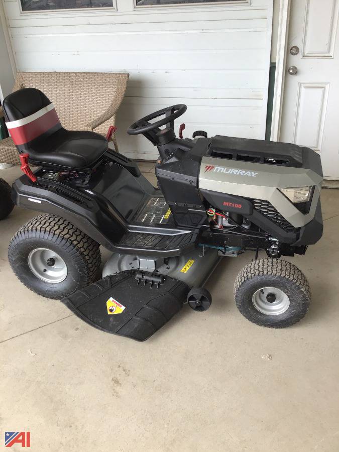 Auctions International Auction Surplus LiquidationNY 34179 ITEM Murray MT100 42" Riding