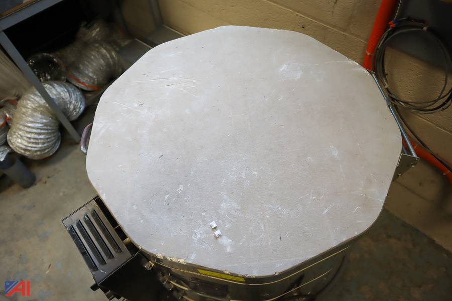 Auctions International Auction Canaseraga CSDNY 34311 ITEM Amaco