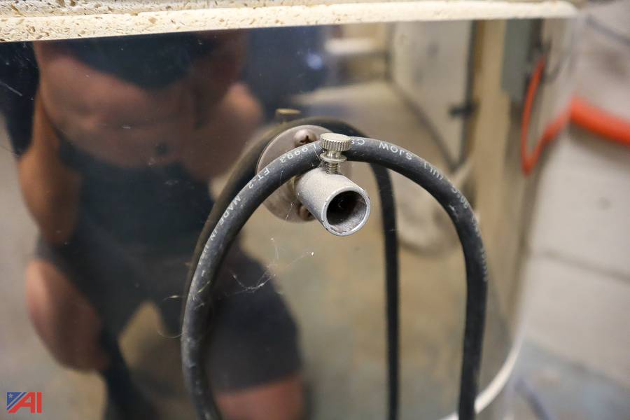 Auctions International Auction Canaseraga CSDNY 34311 ITEM Amaco