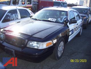 2011 Ford Crown Victoria 4 Door/Police Interceptor